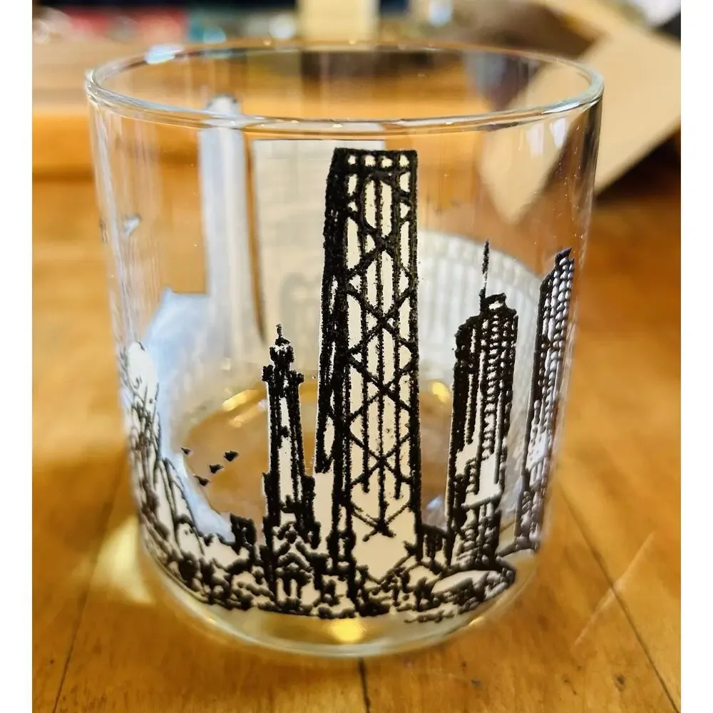 Vintage Pair of Chicago Skyline Rocks Glasses Whiskey Tumblers Black And White